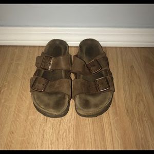 Birkenstock size 8 brown